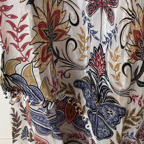 FARM Rio White Maxi Dress with Blue, Red and Yellow Paisley Print - Picture 5 of 10